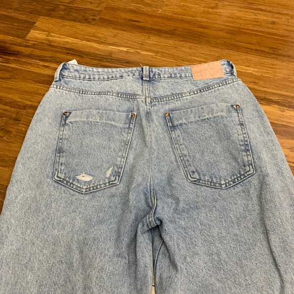 ZARA Women Light Wash Distressed High Rise Straight Leg Jeans Size 10 Casual - Picture 5 of 7